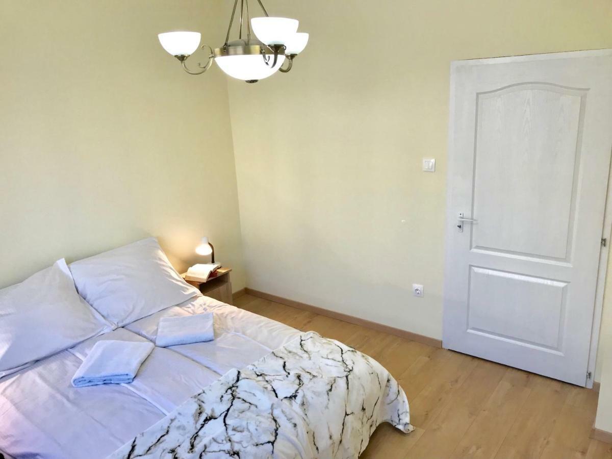 Ella Apartman Debrecen Luaran gambar