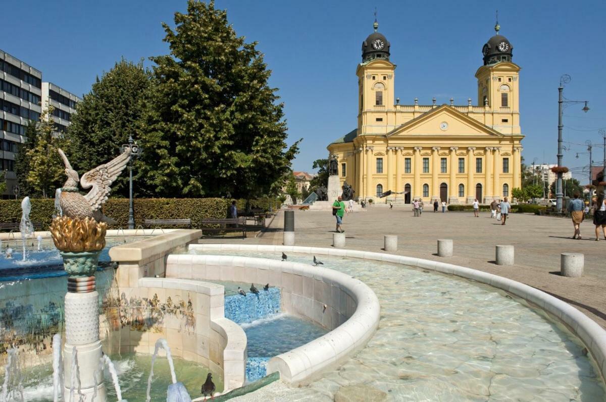 Ella Apartman Debrecen Luaran gambar