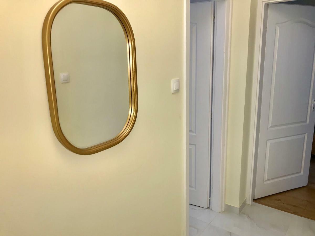 Ella Apartman Debrecen Luaran gambar